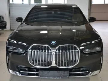 750 e xDrive Design