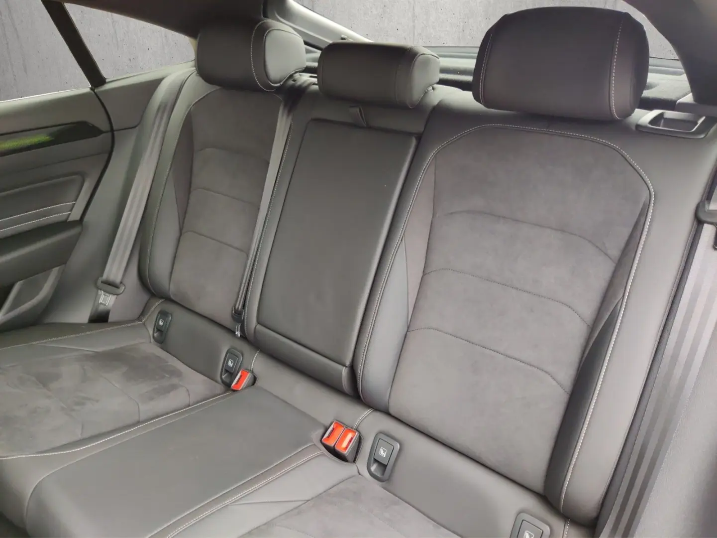 Arteon R-Line 2,0 l TSI DSG DSG