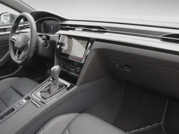 Arteon Shooting Brake R-Line 2,0 l TSI DSG IQ.LI