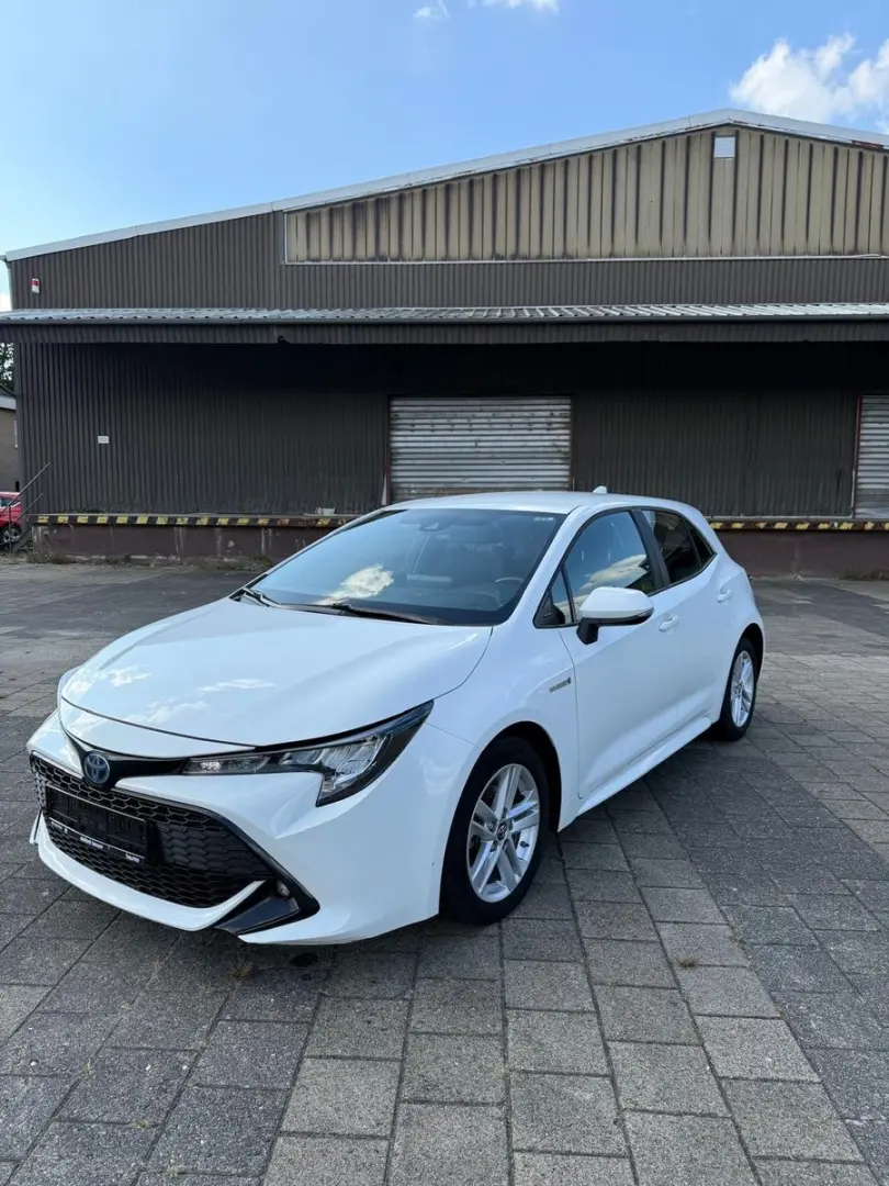 Corolla Hybrid Business Edition