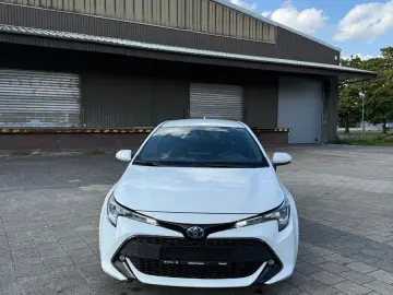Corolla Hybrid Business Edition