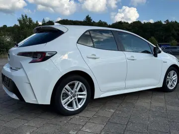 Corolla Hybrid Business Edition