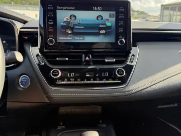 Corolla Hybrid Business Edition