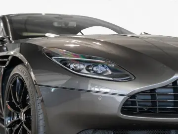 DB11 AMR V12 Coupe Aston Martin Hamburg