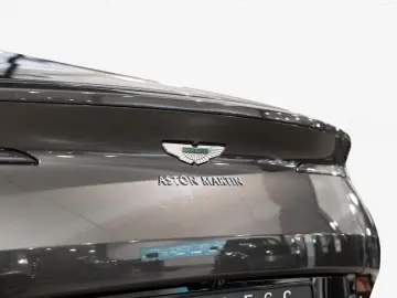 DB11 AMR V12 Coupe Aston Martin Hamburg