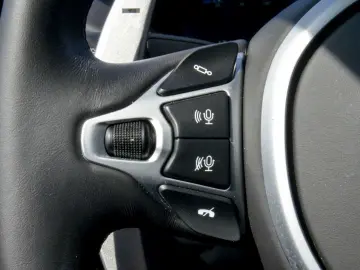 V8 Vantage