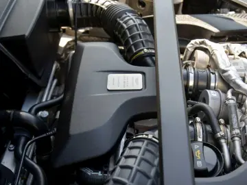 DB11 V8 Coupe