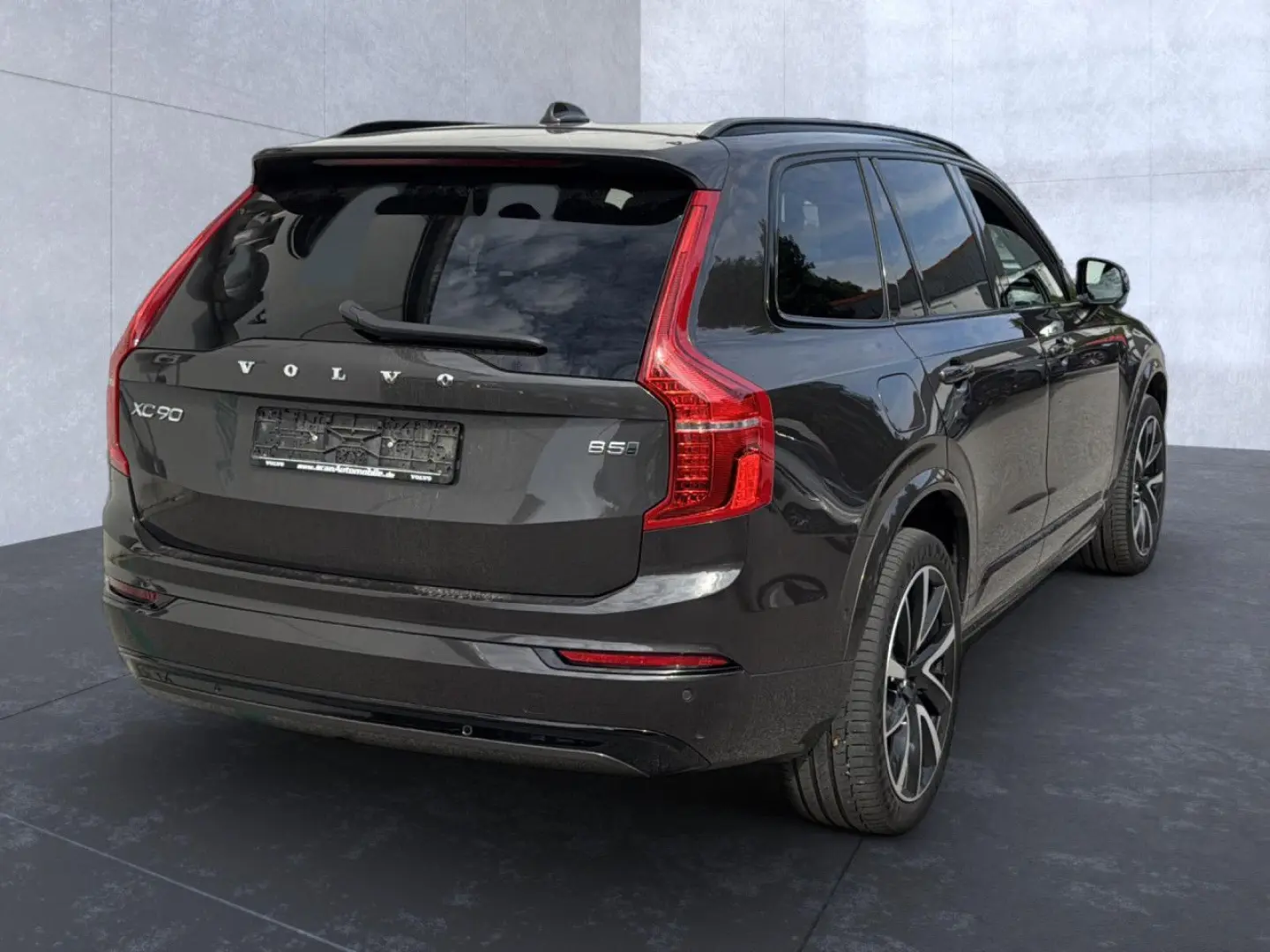 XC 90 Plus Dark AWD Bluetooth LED Vollleder