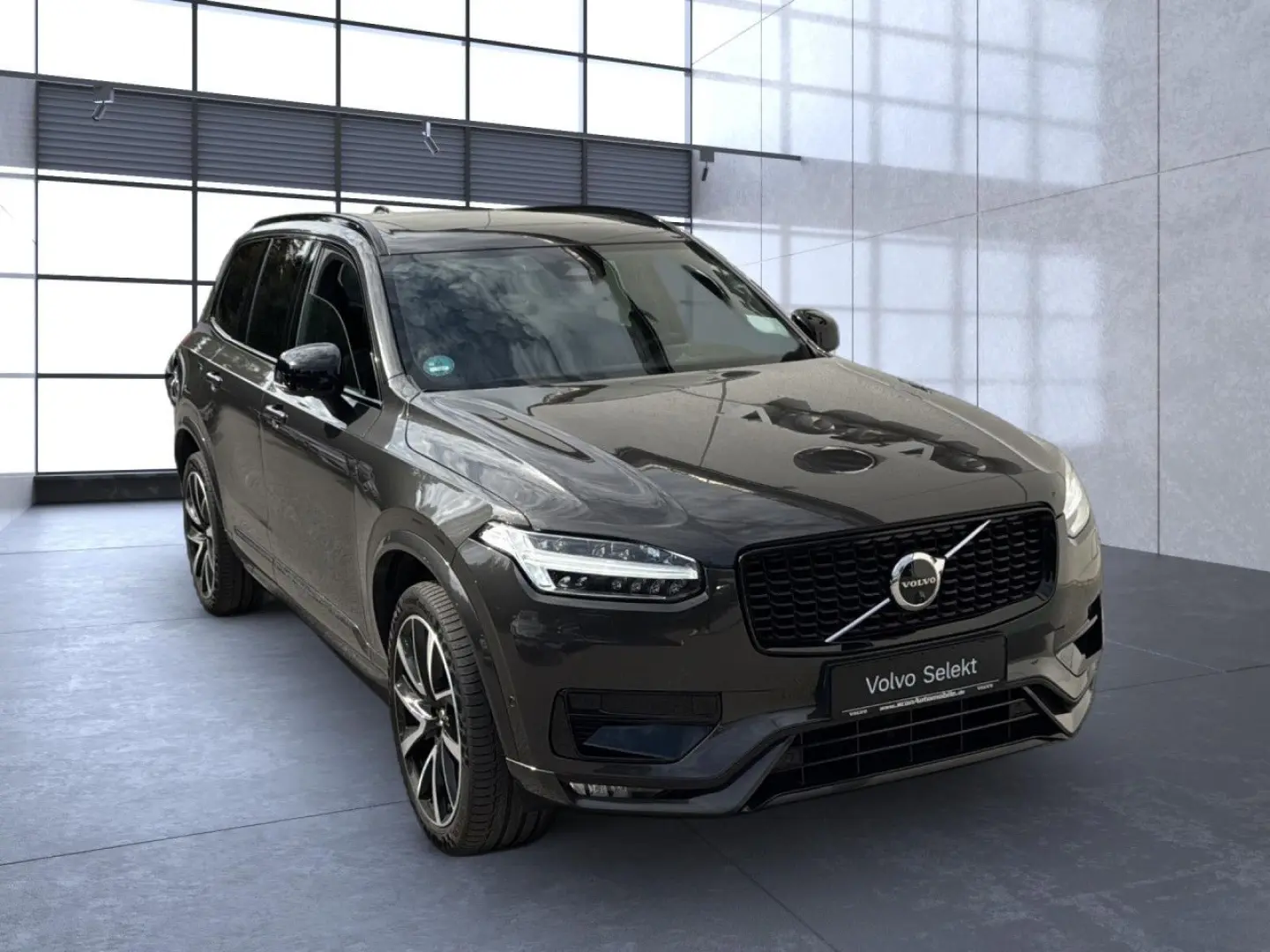 XC 90 Plus Dark AWD Bluetooth LED Vollleder