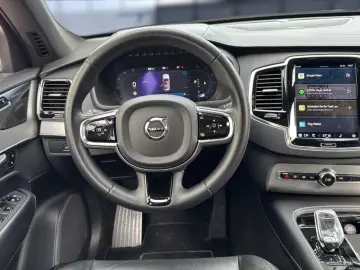 XC 90 Plus Dark AWD Bluetooth LED Vollleder
