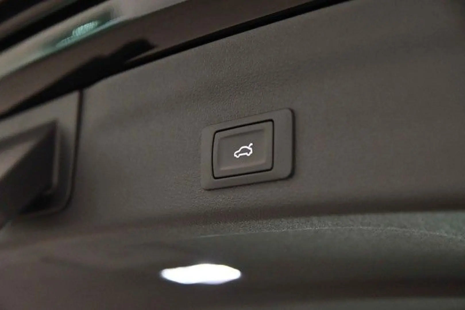 A6 allroad 40TDI quattro AHK StdHz Navi elekHeck