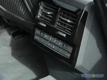 Touareg 3.0 TDI 4M ACC AHK Leder Navi RüKa Sitzh