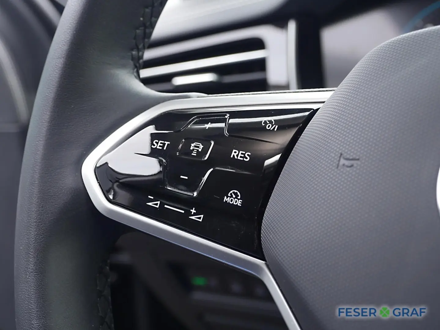 Touareg 3.0 TDI 4M ACC AHK Leder Navi RüKa Sitzh
