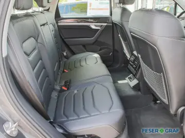 Touareg 3.0 TDI 4M ACC AHK Leder Navi RüKa Sitzh