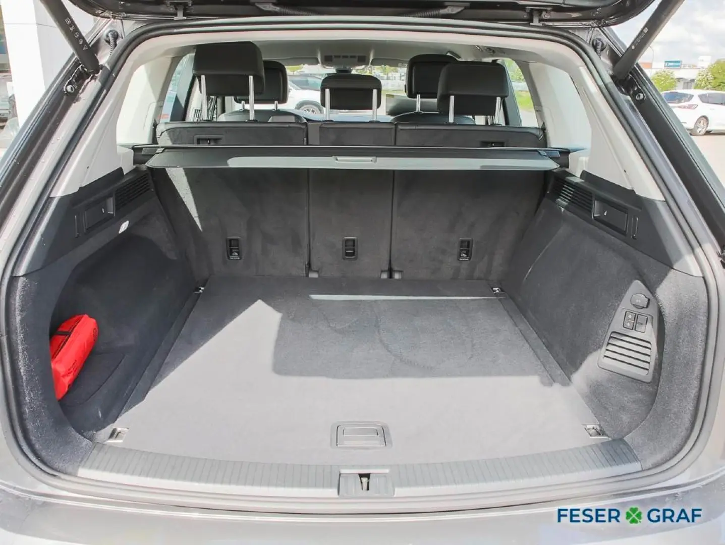 Touareg 3.0 TDI 4M ACC AHK Leder Navi RüKa Sitzh