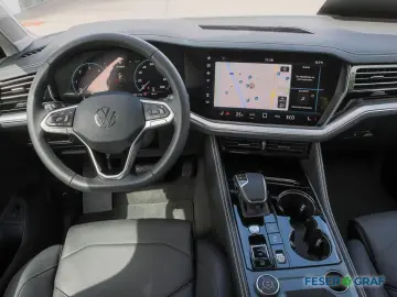 Touareg 3.0 TDI 4M ACC AHK Leder Navi RüKa Sitzh