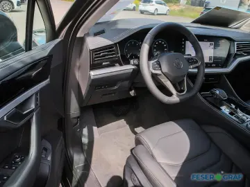 Touareg 3.0 TDI 4M ACC AHK Leder Navi RüKa Sitzh