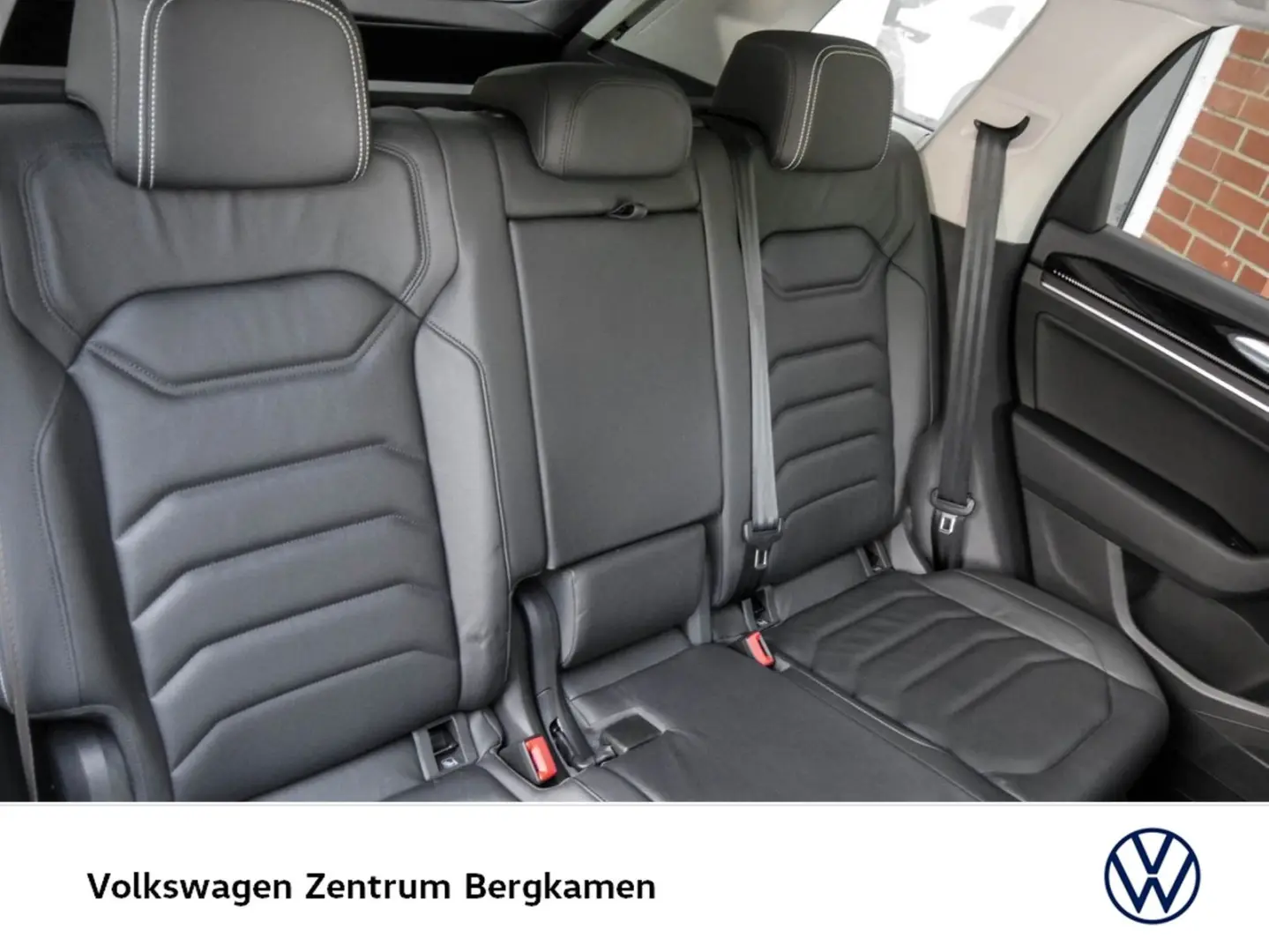 Touareg V6 LEDER ACC AHK eKLAPPE eSITZE NAVI DAB