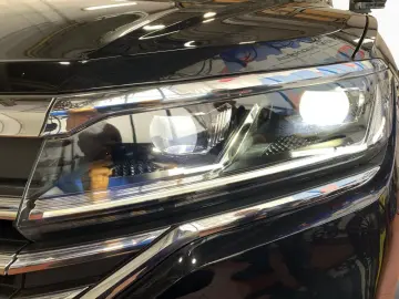 Touareg 3.0 TDI DSG 4M LED+KAMERA+AHK+LUFT+ACC+
