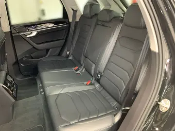 Touareg 3.0 TDI DSG 4M LED+KAMERA+AHK+LUFT+ACC+