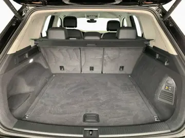 Touareg 3.0 TDI DSG 4M LED+KAMERA+AHK+LUFT+ACC+