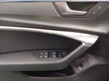 Audi A6 55 TFSI quattro S tronic S line HD Matrix-LED