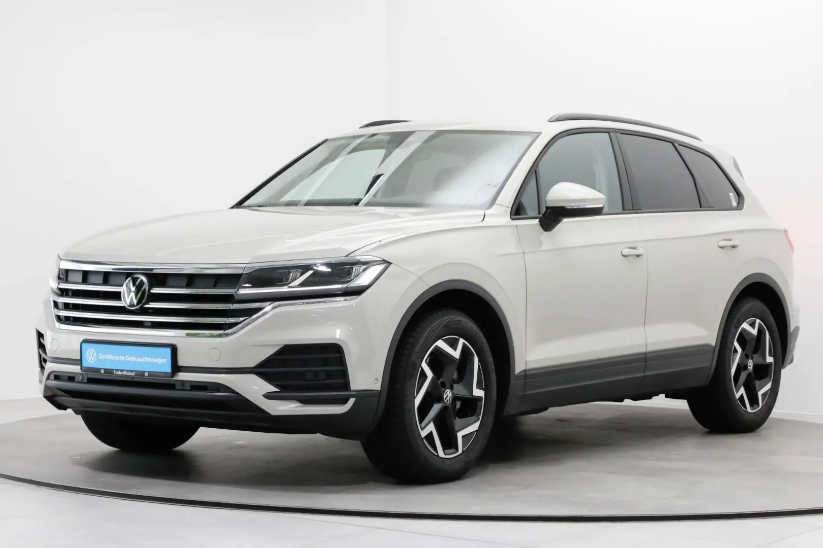 Touareg 3.0 TDI 4M AHK Luft Navi Kamera Virtual