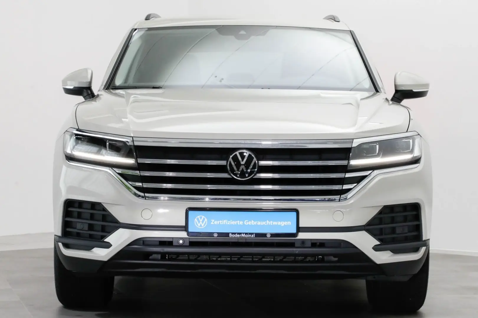 Touareg 3.0 TDI 4M AHK Luft Navi Kamera Virtual