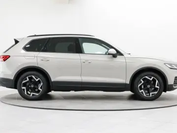 Touareg 3.0 TDI 4M AHK Luft Navi Kamera Virtual