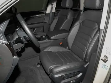 Touareg 3.0 TDI 4M AHK Luft Navi Kamera Virtual