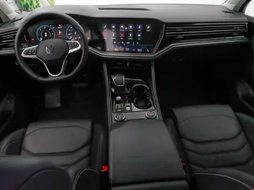 Touareg 3.0 TDI 4M AHK Luft Navi Kamera Virtual