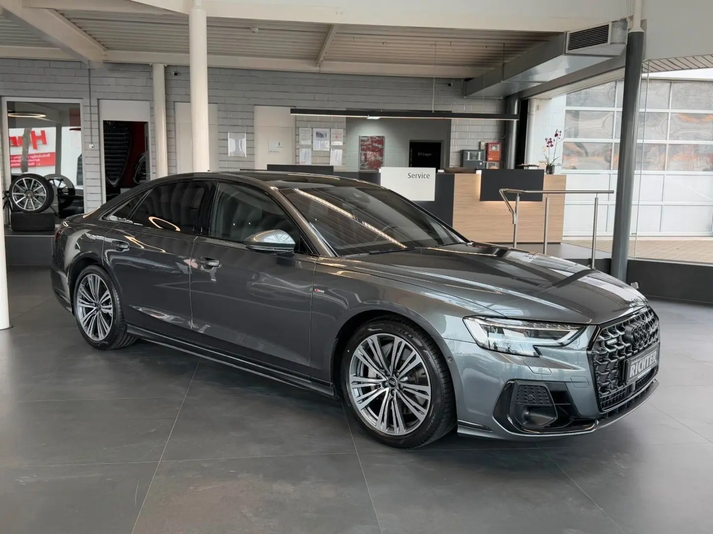 Audi A8 55 TFSI quatt. S-Line/360°/Head-Up/B&O/