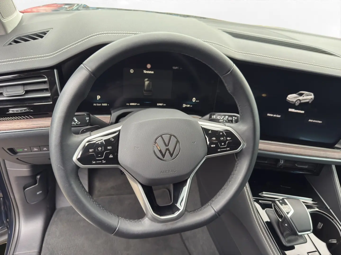 Touareg 3.0 TDI 4MOTION Elegance | LUFT | AHK |