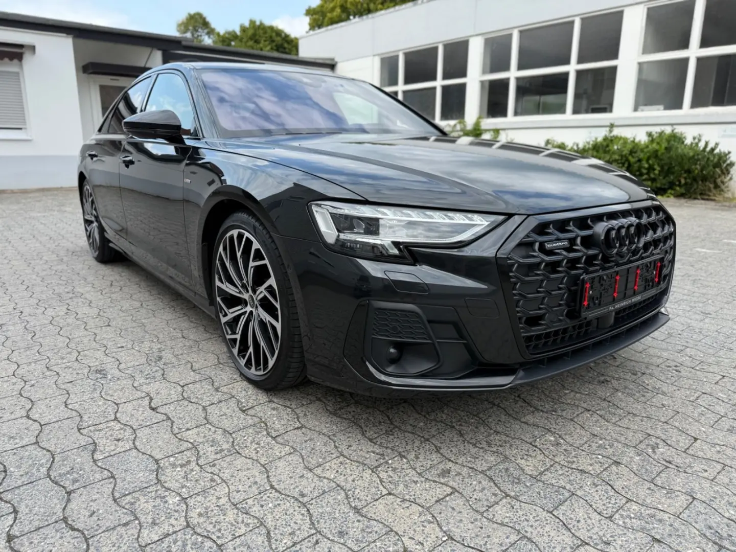 Audi A8 50TDI quattro S-LINE/B&O/AHK/MATRIX/OLED