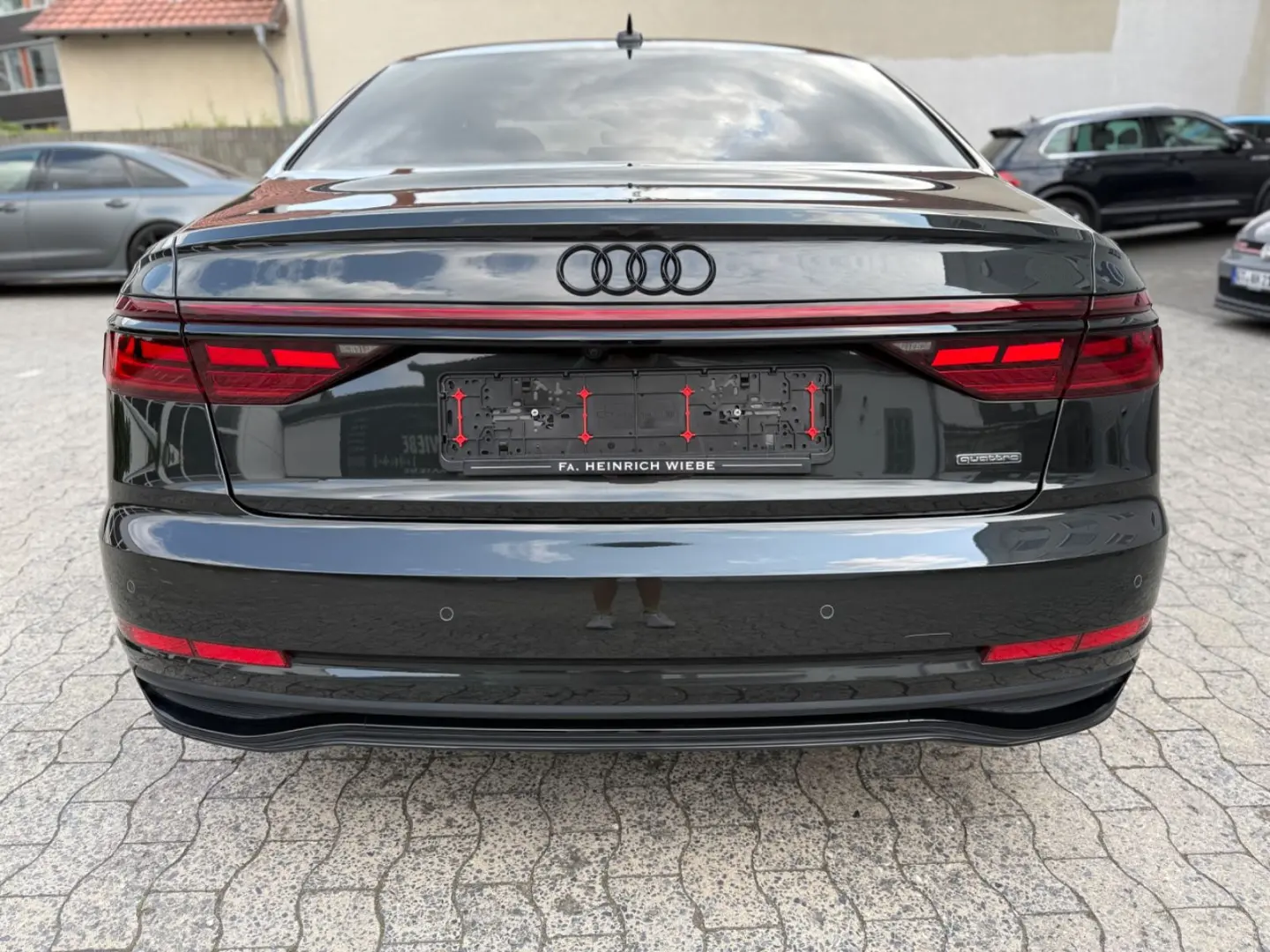 Audi A8 50TDI quattro S-LINE/B&O/AHK/MATRIX/OLED