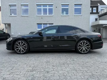 Audi A8 50TDI quattro S-LINE/B&O/AHK/MATRIX/OLED