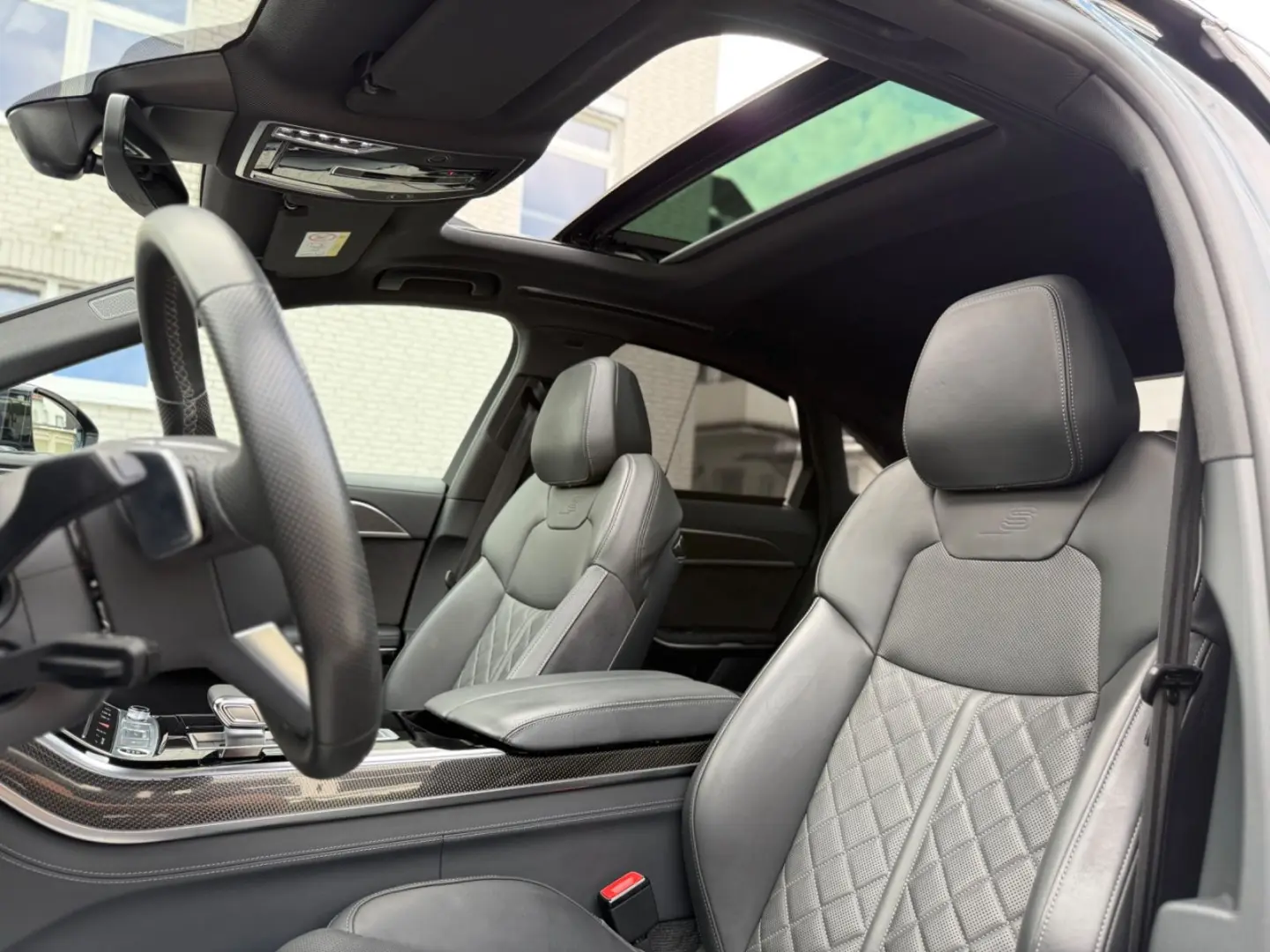 Audi A8 50TDI quattro S-LINE/B&O/AHK/MATRIX/OLED