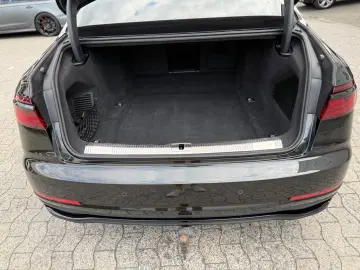 Audi A8 50TDI quattro S-LINE/B&O/AHK/MATRIX/OLED
