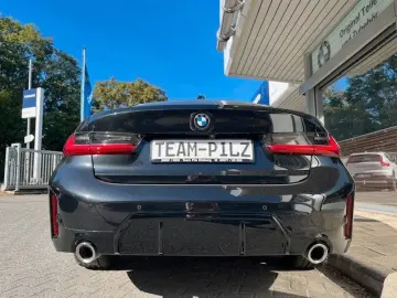 320 dA xDrive M Sport/ Leder/Standh./LED