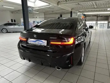 320 i Limousine M Sport HUD LED Kamera Navi. Sit
