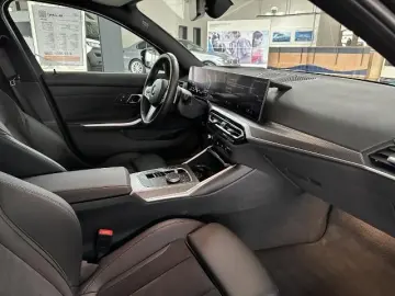320 i Limousine M Sport HUD LED Kamera Navi. Sit