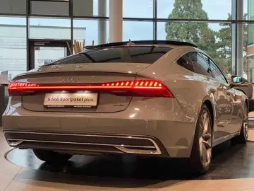 Audi A7 50 TFSIe S-line+ ViCo Matrix Pano Kam ACC