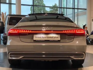 Audi A7 50 TFSIe S-line+ ViCo Matrix Pano Kam ACC