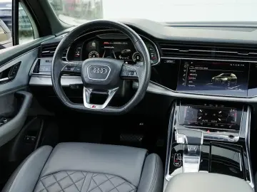Audi Q7 3.0 55 TFSIe quattro Tiptronic S Line