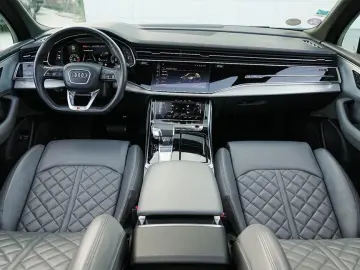 Audi Q7 3.0 55 TFSIe quattro Tiptronic S Line