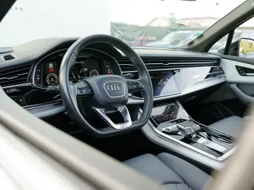 Audi Q7 3.0 55 TFSIe quattro Tiptronic S Line