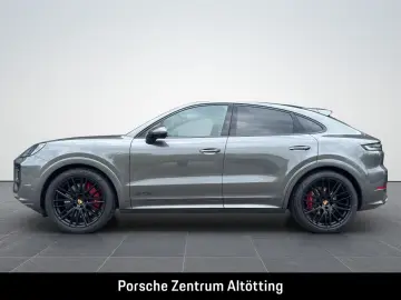 Cayenne GTS Coupe | PDCC | Hinterachslenkung |