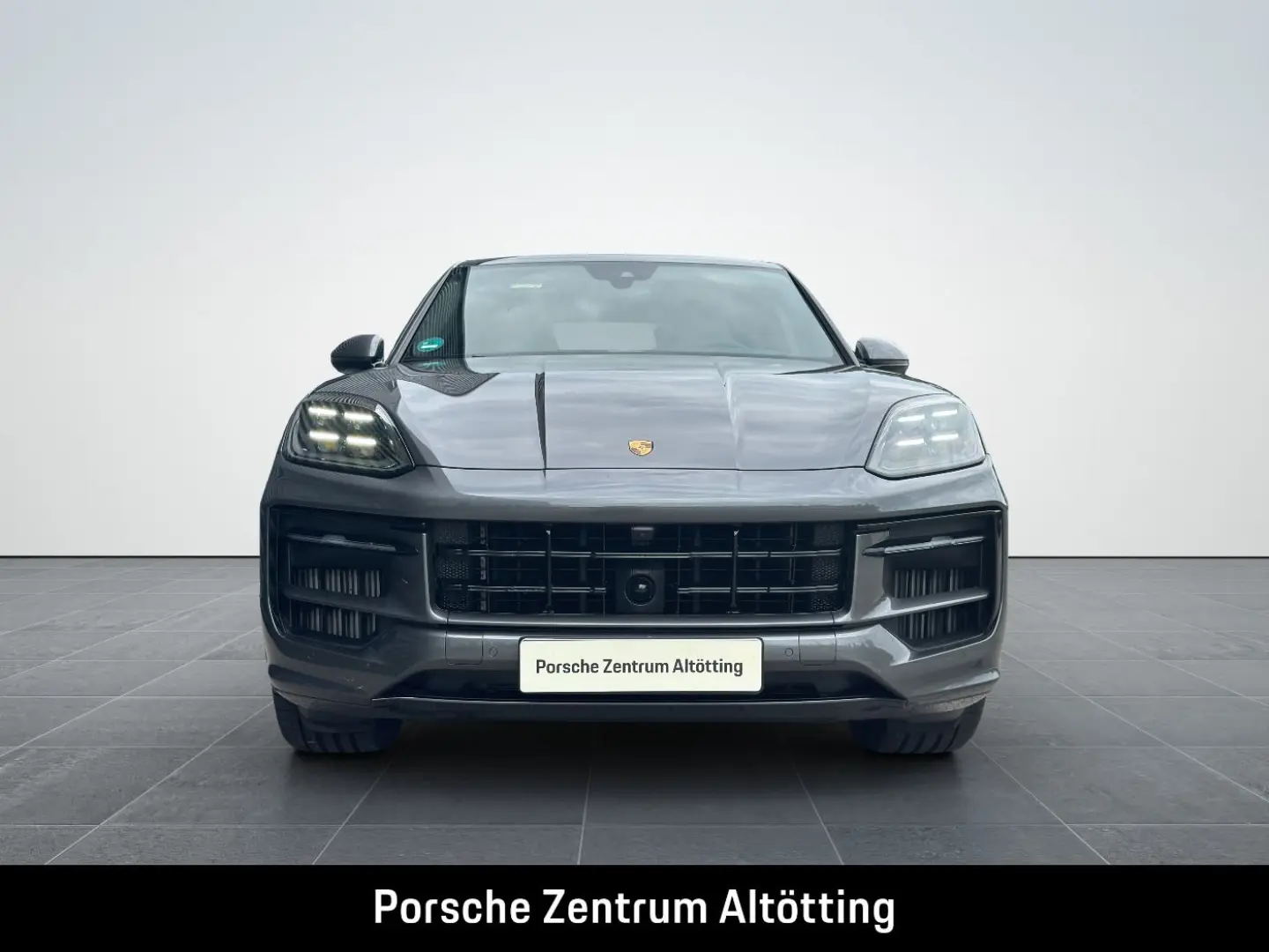 Cayenne GTS Coupe | PDCC | Hinterachslenkung |