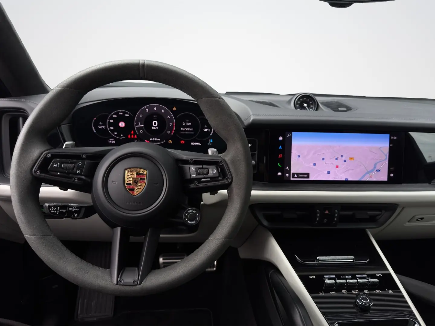 Cayenne GTS Coupe | PDCC | Hinterachslenkung |