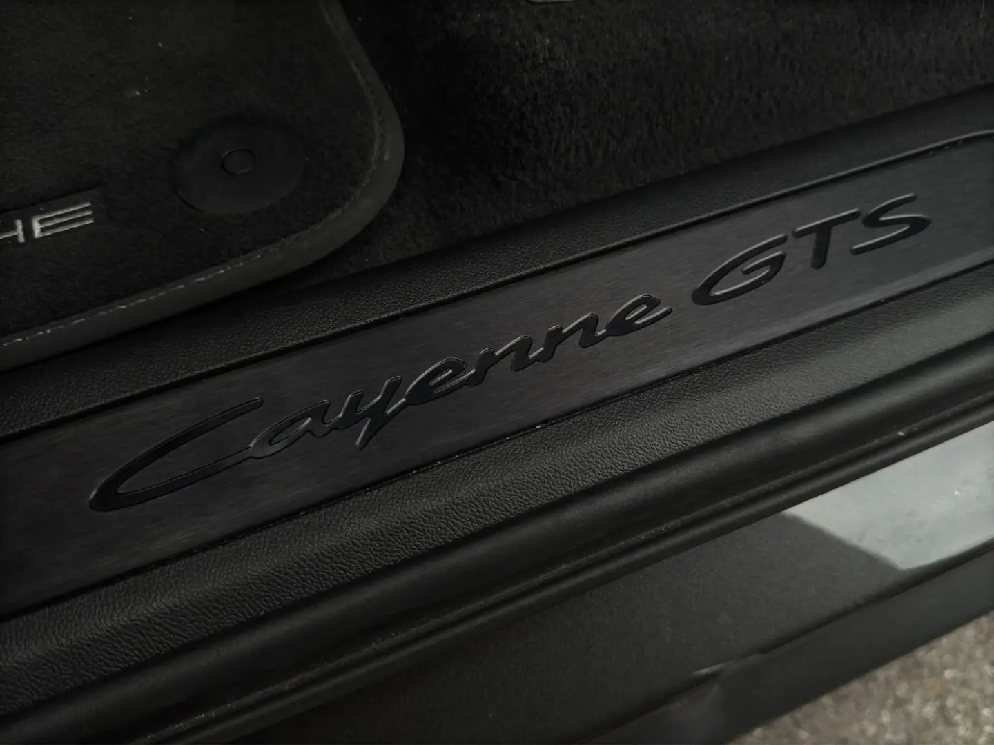 Cayenne GTS Coupe | PDCC | Hinterachslenkung |